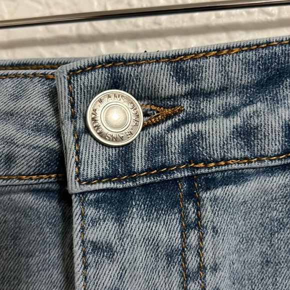 Denim Midi Skirt. Size 29 - Picture 2 of 14